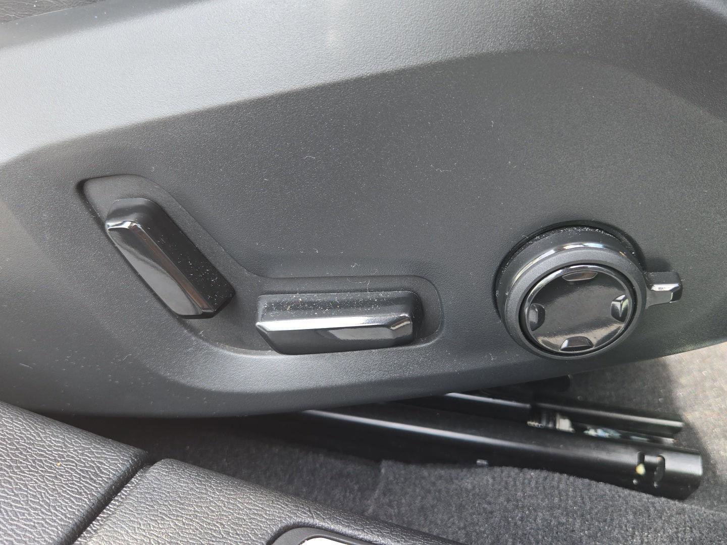 Used 2024 Volvo S60 B5 Plus w/ Protection Package Premier image 26