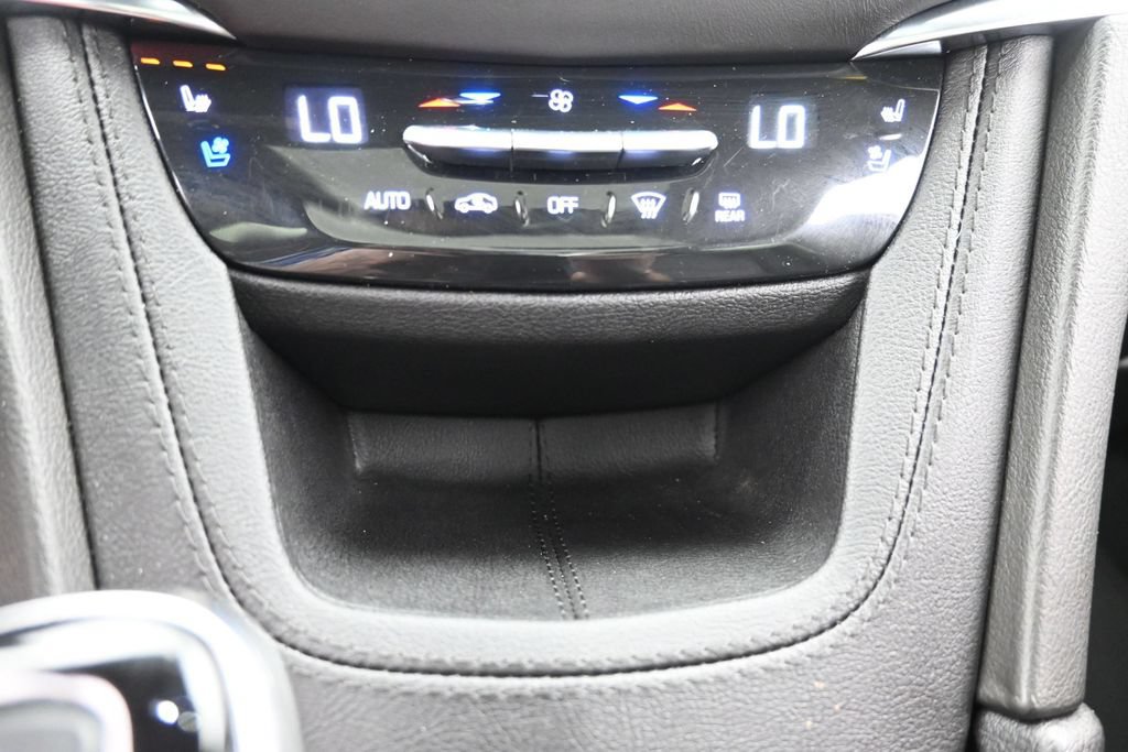 Used 2023 Cadillac XT5 Sportv w/ Platinum Package AWD/4WD image 21