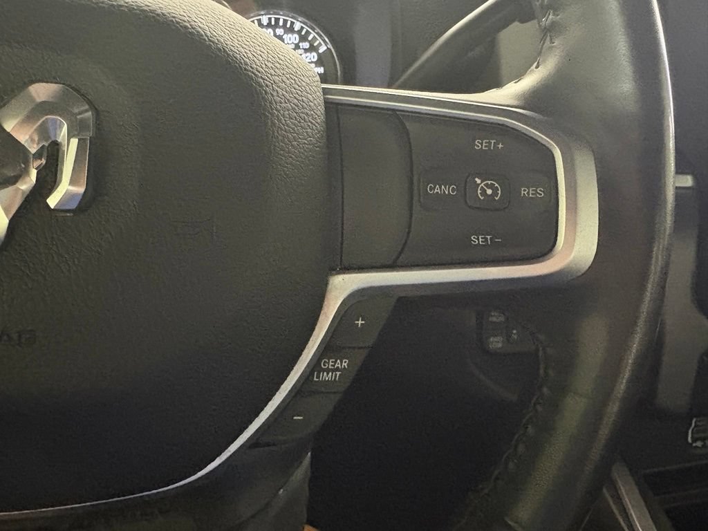 Used 2024 RAM 3500 Big Horn AWD/4WD image 17