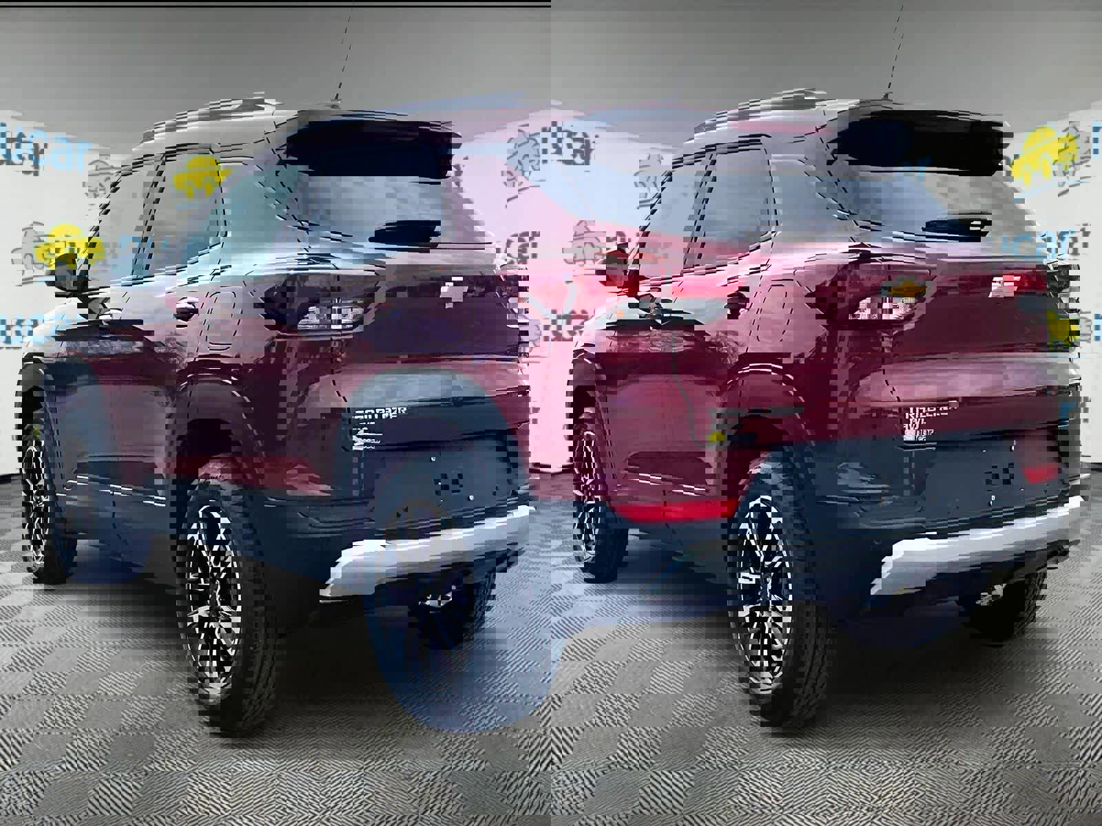 Used 2025 Chevrolet TrailBlazer LT w/ Convenience Package AWD/4WD image 4