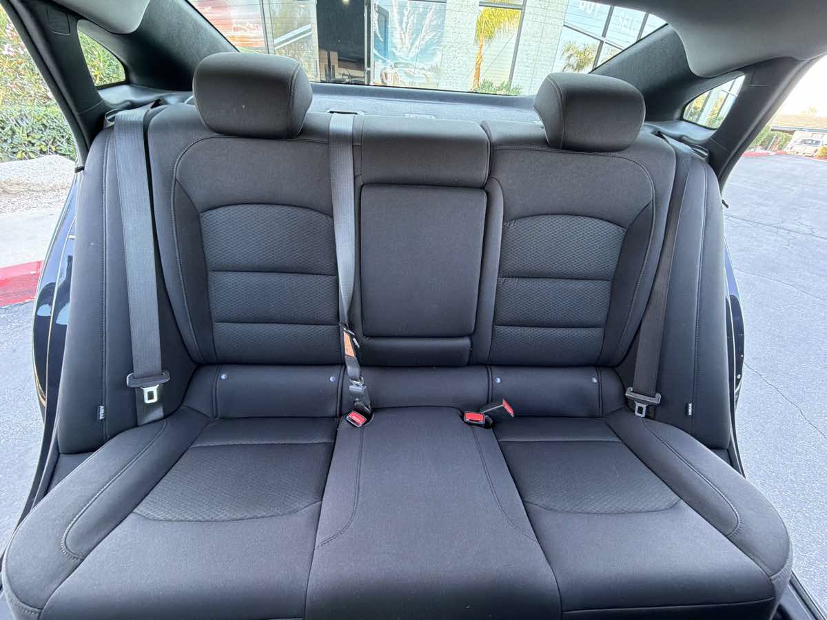 Used 2023 Chevrolet Malibu LT FWD image 21
