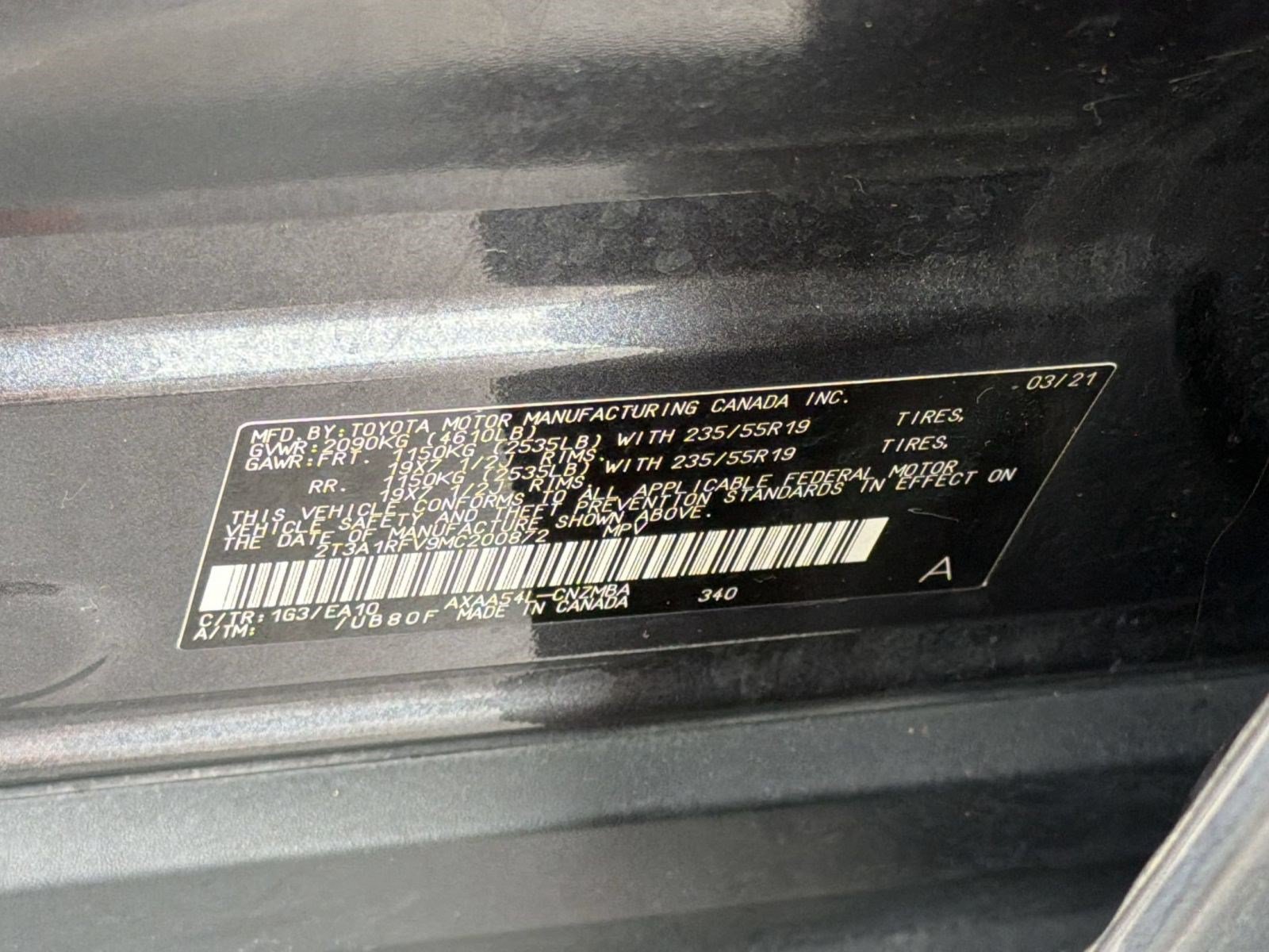 Certified 2021 Toyota RAV4 XLE Premium AWD/4WD image 28