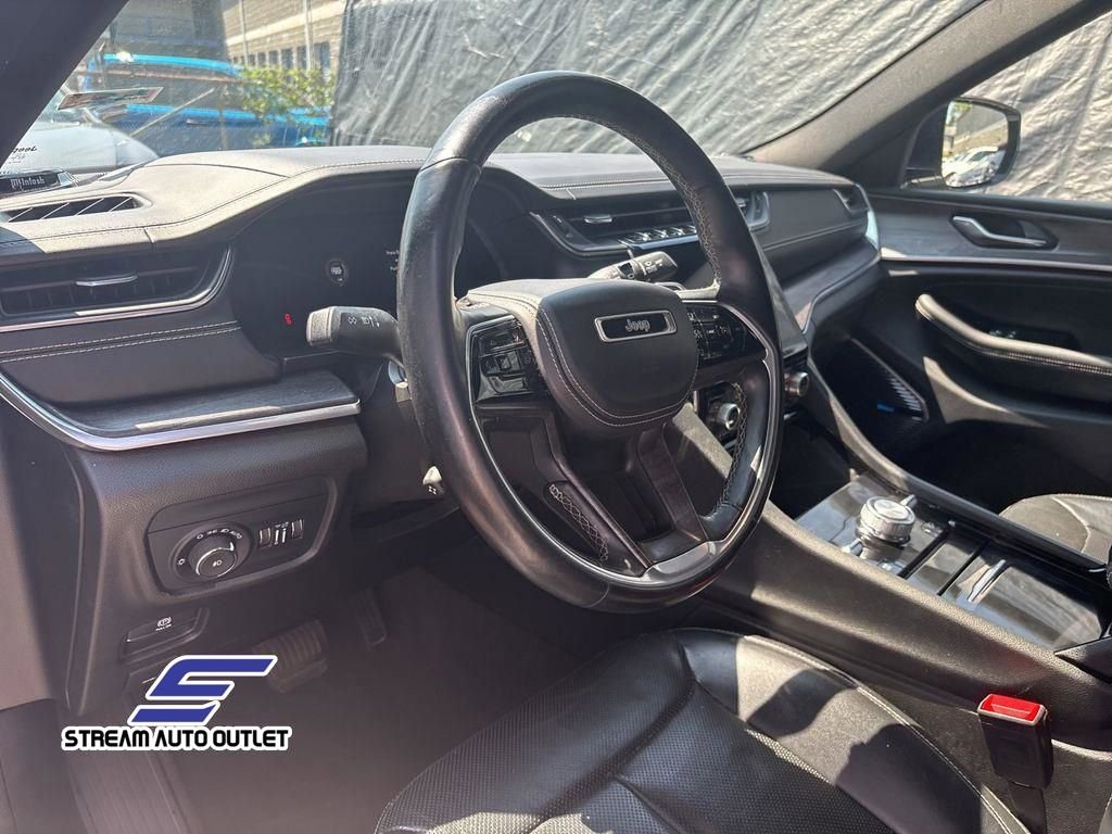 Used 2021 Jeep Grand Cherokee L Overland image 22