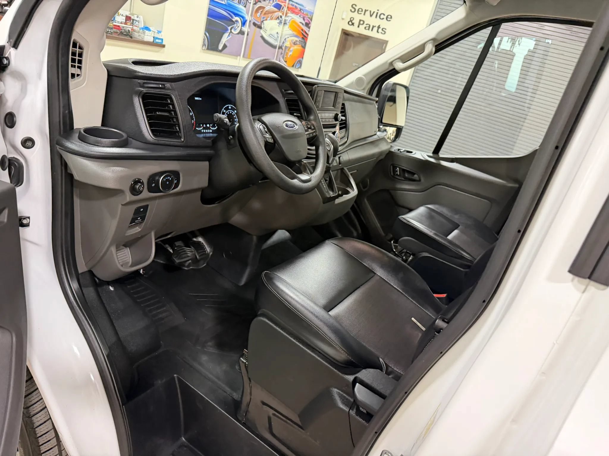 Used 2025 Ford Transit 250 148 Medium Roof RWD image 37