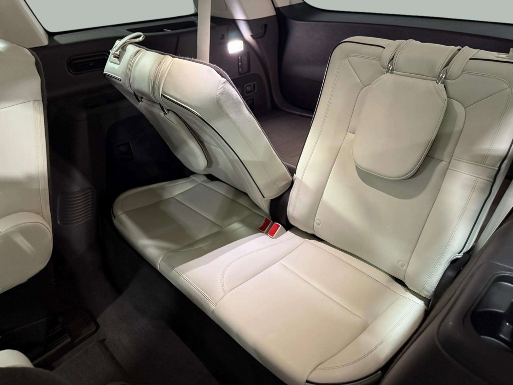 Used 2022 Lincoln Aviator Black Label w/ Class IV Trailer Tow Package image 26