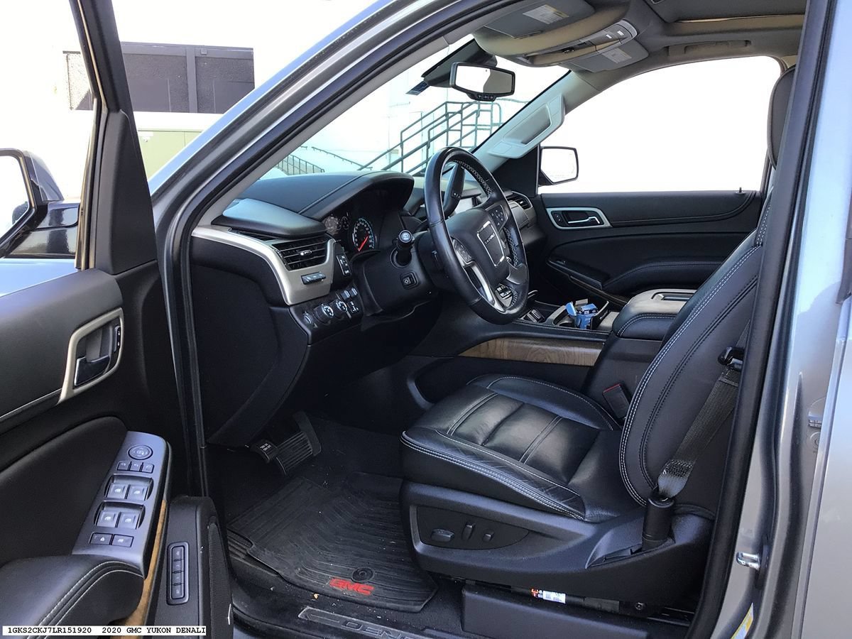 Used 2020 GMC Yukon Denali w/ Open Road Package AWD/4WD image 8
