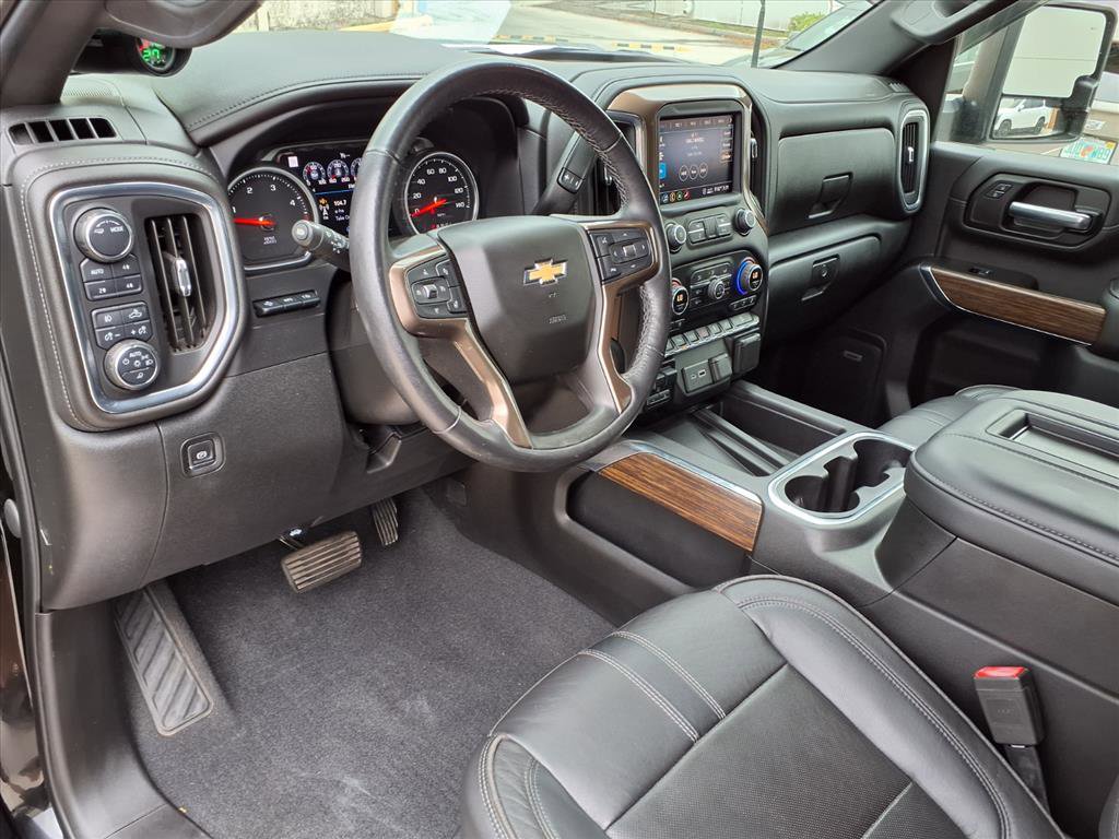 Used 2020 Chevrolet Silverado 2500 High Country w/ Z71 Off-Road Package image 19