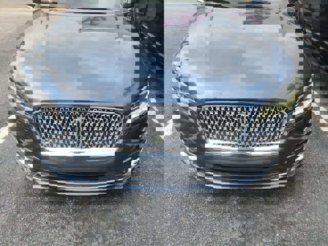 Used 2019 Lincoln MKZ Reserve w/ Luxury Package image 2