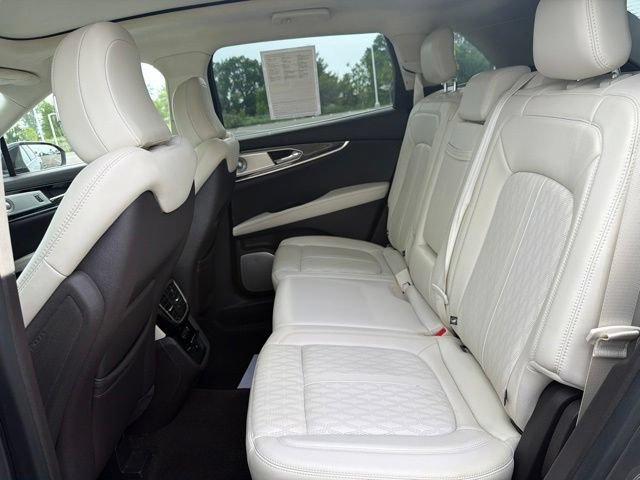 Used 2022 Lincoln Nautilus Black Label w/ Cargo Utility Package AWD/4WD image 16