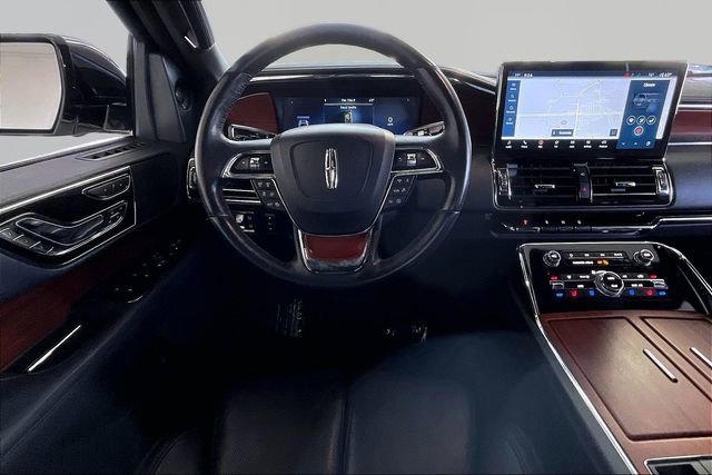 Used 2022 Lincoln Navigator Reserve AWD/4WD image 8