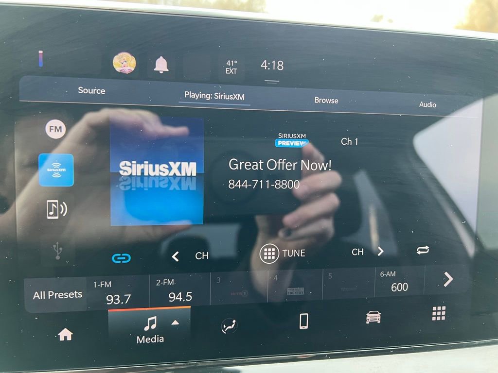 Used 2023 Jeep Compass Sport image 28