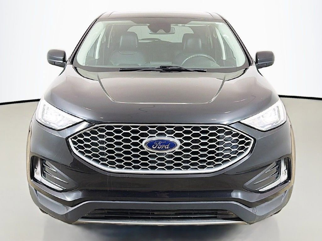 Used 2023 Ford Edge SEL w/ Convenience Package image 9
