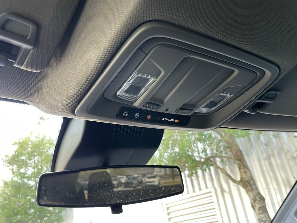 Used 2022 Chevrolet Silverado 1500 Custom image 21