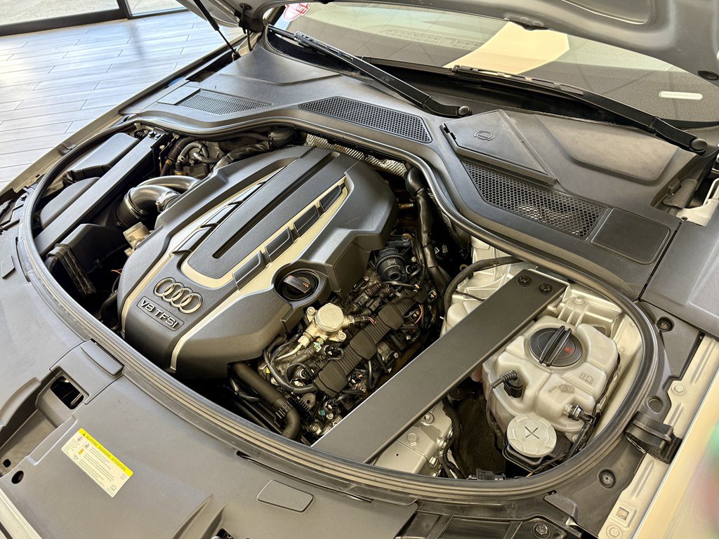 Used 2013 Audi A8 L 4.0T image 18