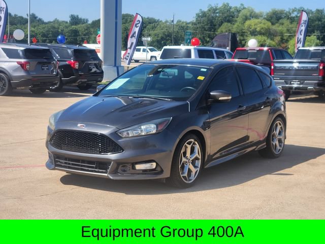 Used 2017 Ford Focus ST FWD image 3
