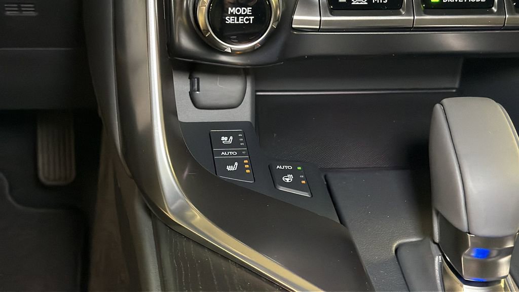 New 2026 Lexus LX 700h Luxury image 24