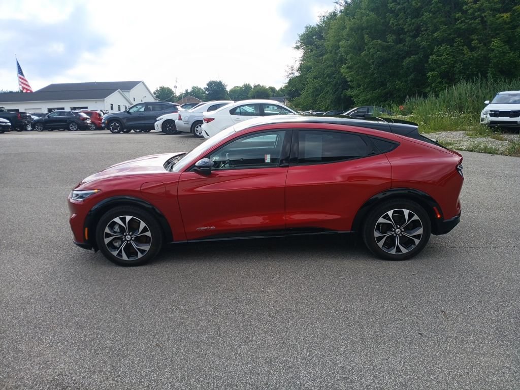 Used 2023 Ford Mustang Mach-E Premium AWD/4WD image 3