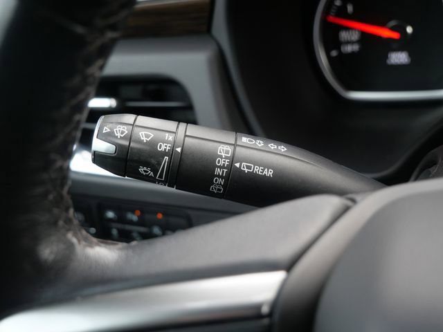 Used 2021 Chevrolet Suburban Premier image 18