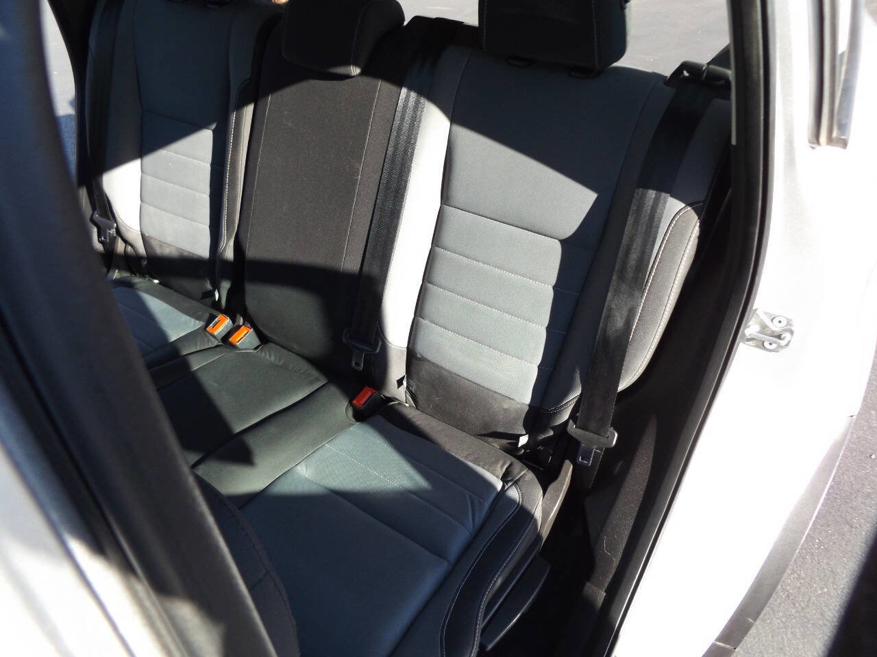 Used 2018 Ford Escape S image 15