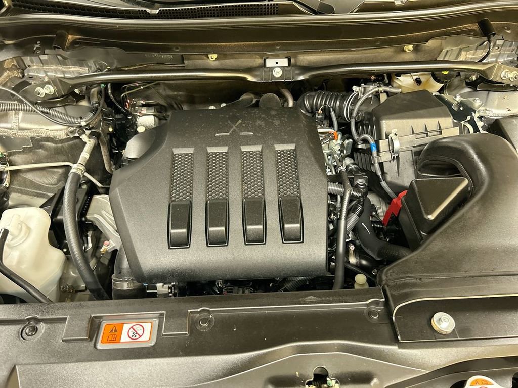 Used 2024 Mitsubishi Eclipse Cross Black Edition image 23