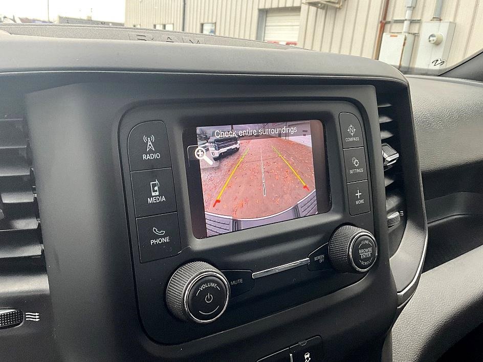 Used 2022 RAM 3500 Tradesman image 21