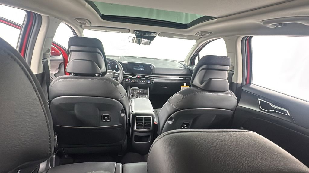 New 2026 Kia Sportage SX image 18
