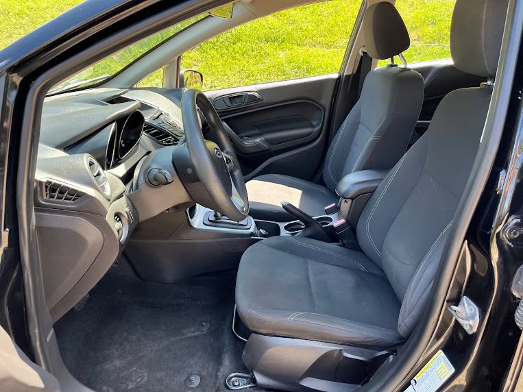 Used 2018 Ford Fiesta SE FWD image 8