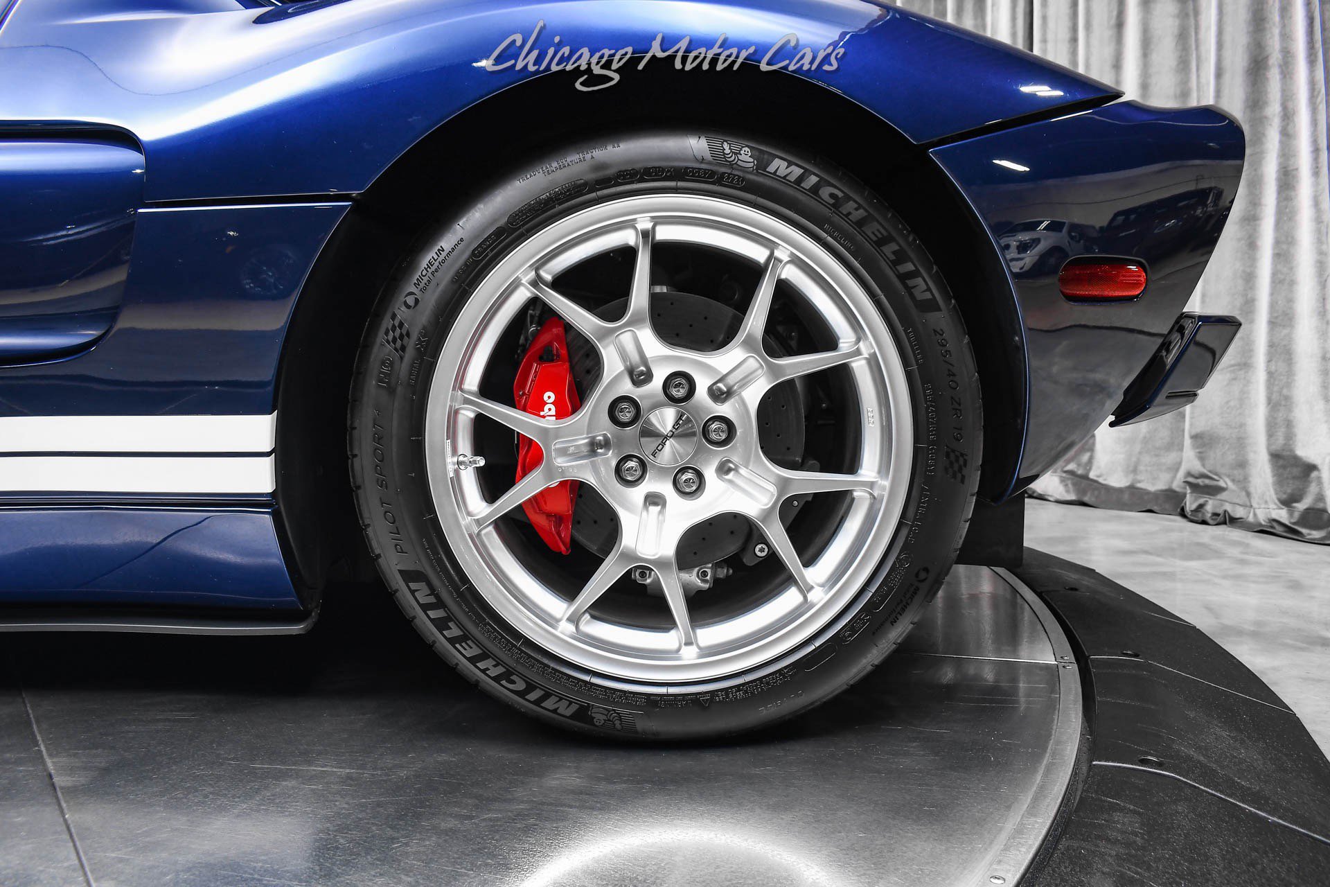 Used 2005 Ford GT image 42
