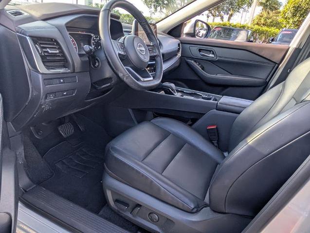 Certified 2022 Nissan Rogue SV w/ SV Premium Package AWD/4WD image 11