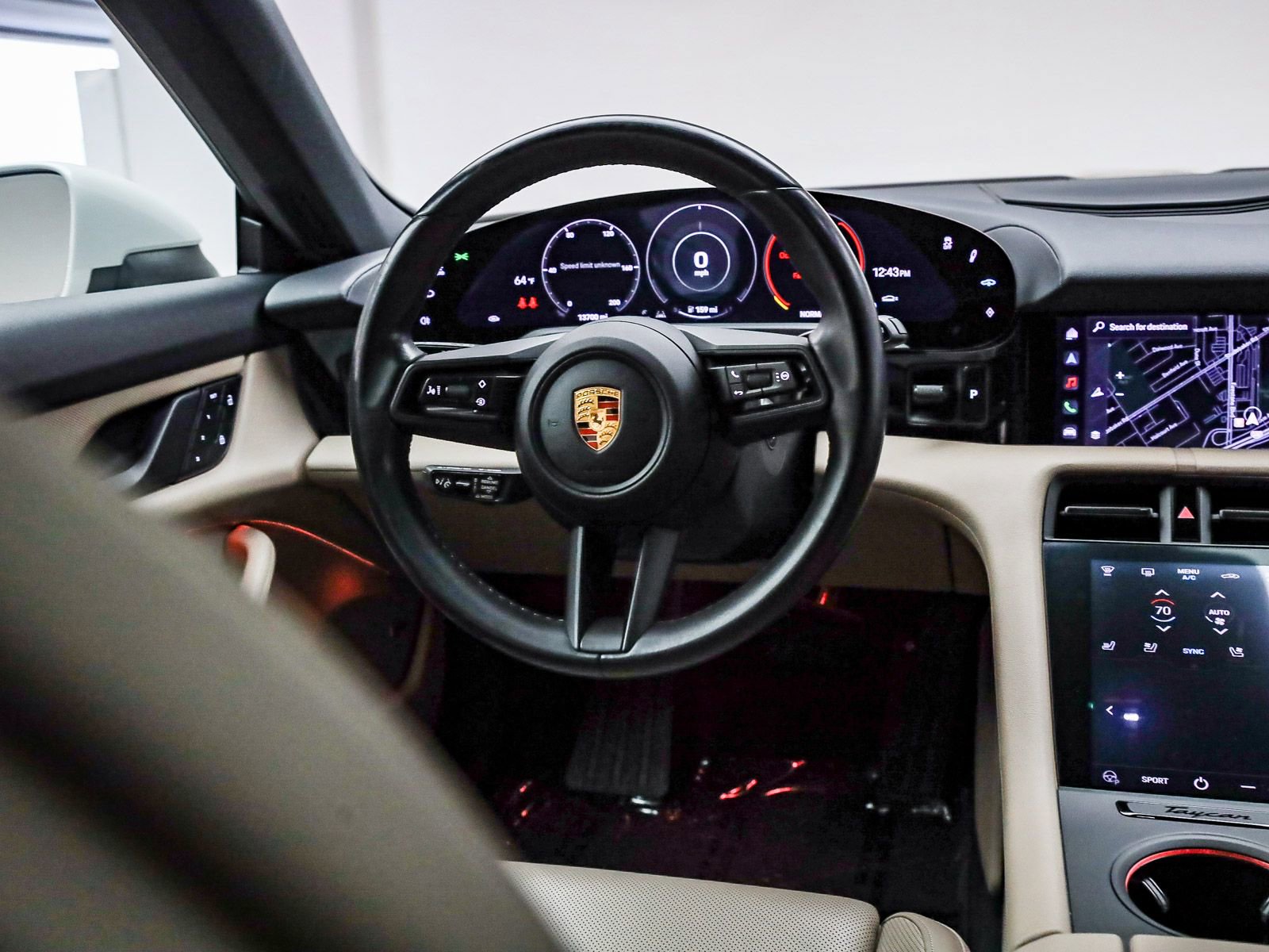 Certified 2022 Porsche Taycan 4 Cross Turismo AWD/4WD image 19