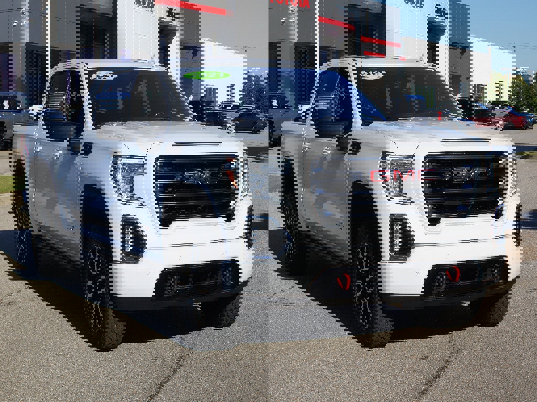 Used 2021 GMC Sierra 1500 AT4 w/ AT4 Premium Package image 24