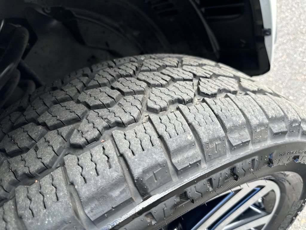 Used 2021 Toyota 4Runner Limited AWD/4WD image 18