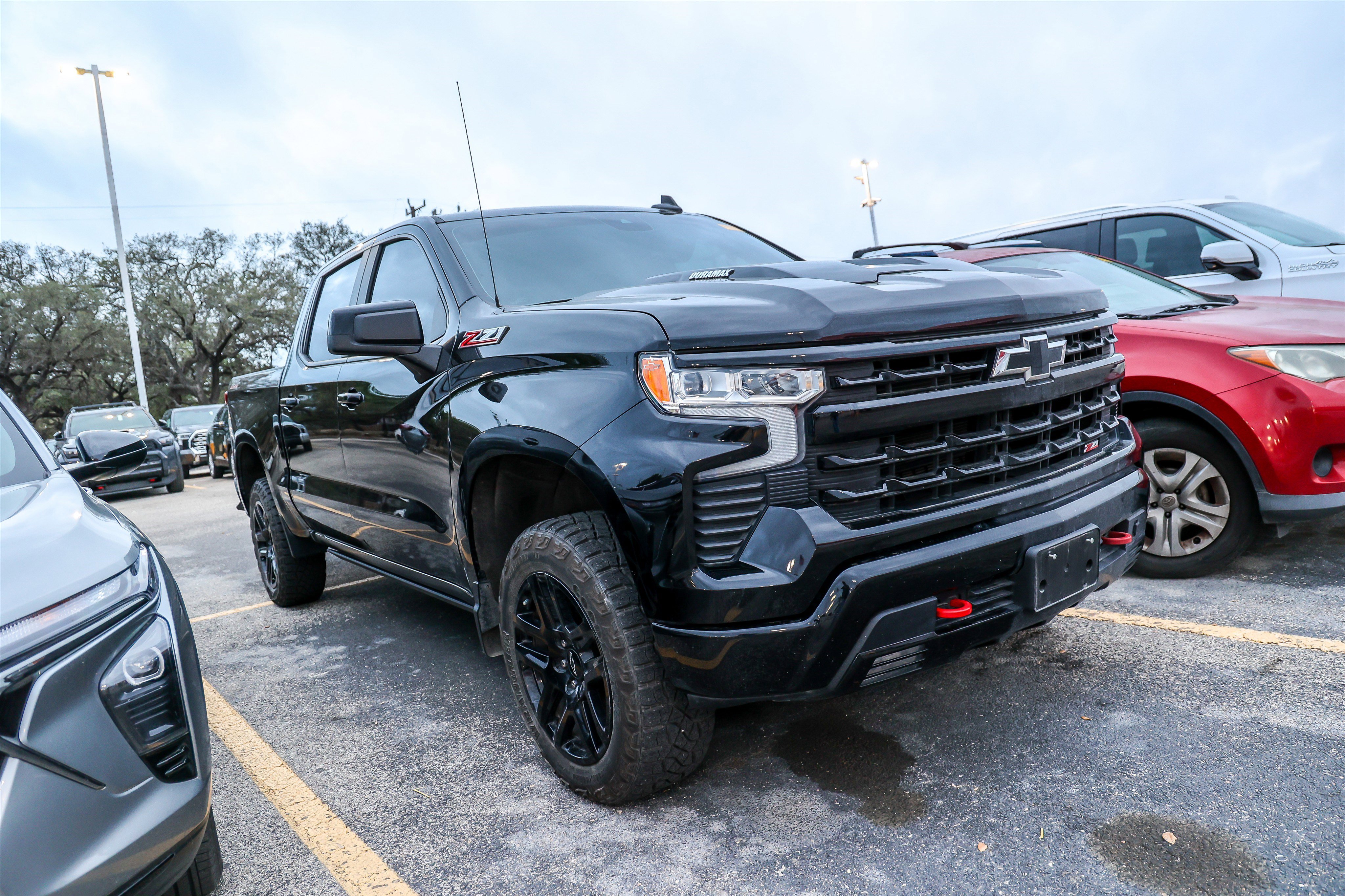 Used 2024 Chevrolet Silverado 1500 LT Trail Boss w/ Convenience Package II image 6
