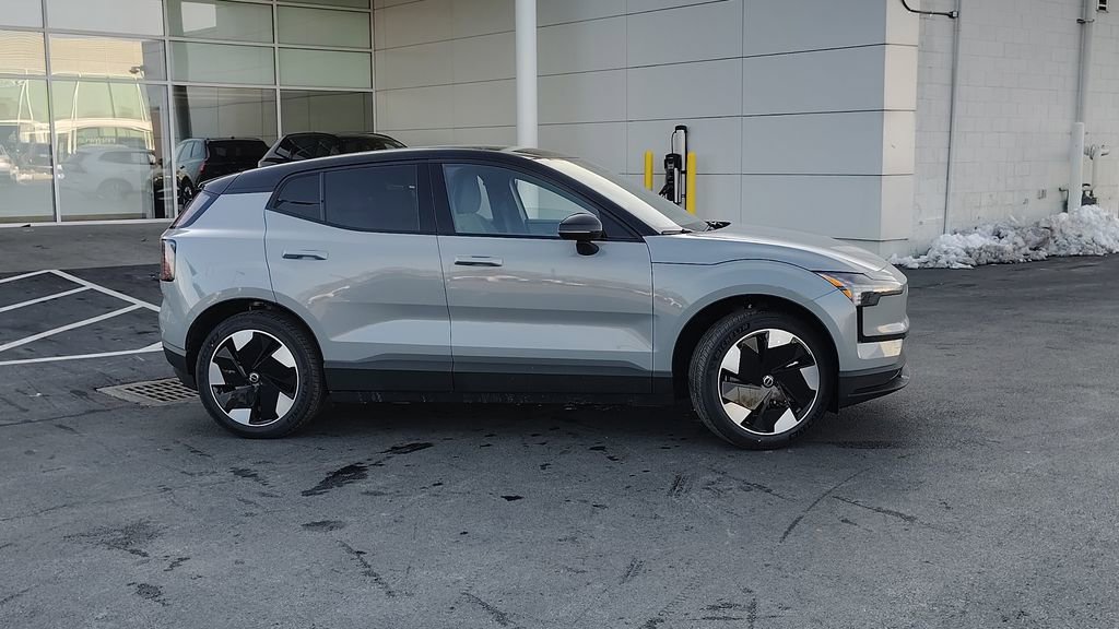 New 2026 Volvo EX30 Plus w/ Climate Package image 2