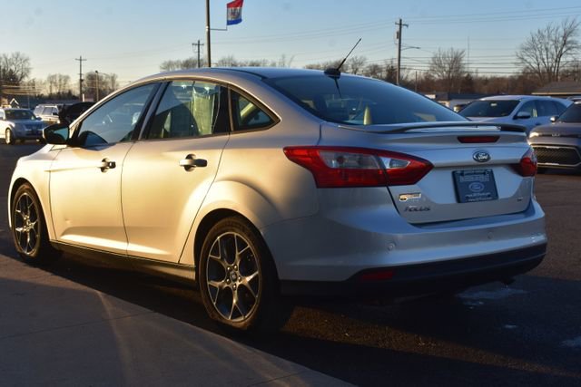 Used 2014 Ford Focus SE w/ Equipment Group 201A image 10