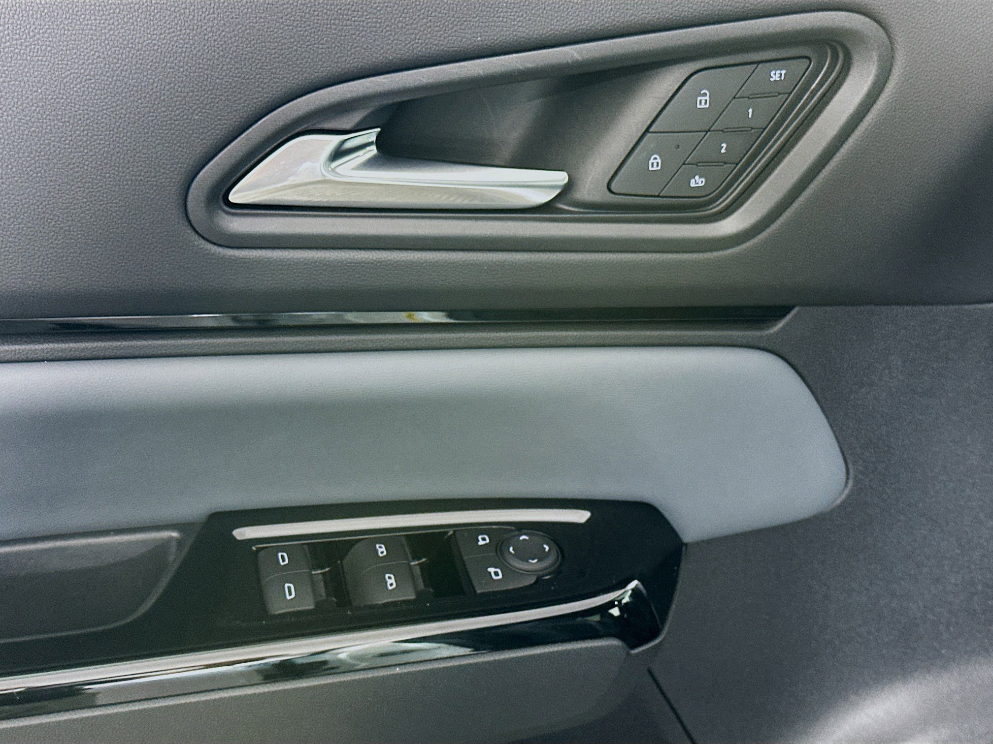 Used 2024 Honda Prologue Touring image 15