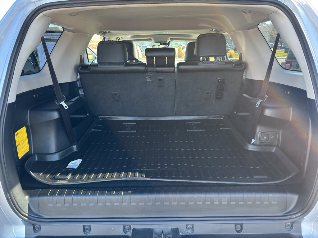 Used 2024 Toyota 4Runner SR5 Premium w/ Moonroof Package image 7