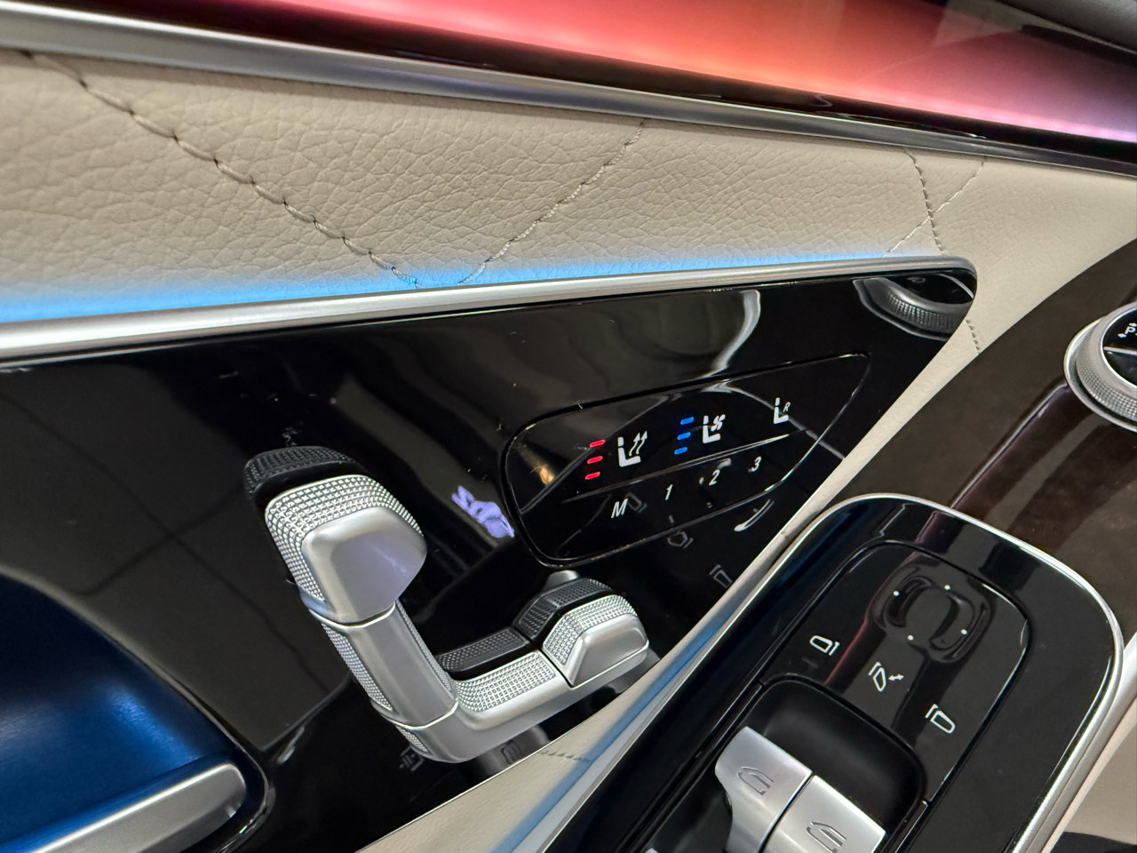 Used 2022 Mercedes-Benz S 580 4MATIC Sedan image 32