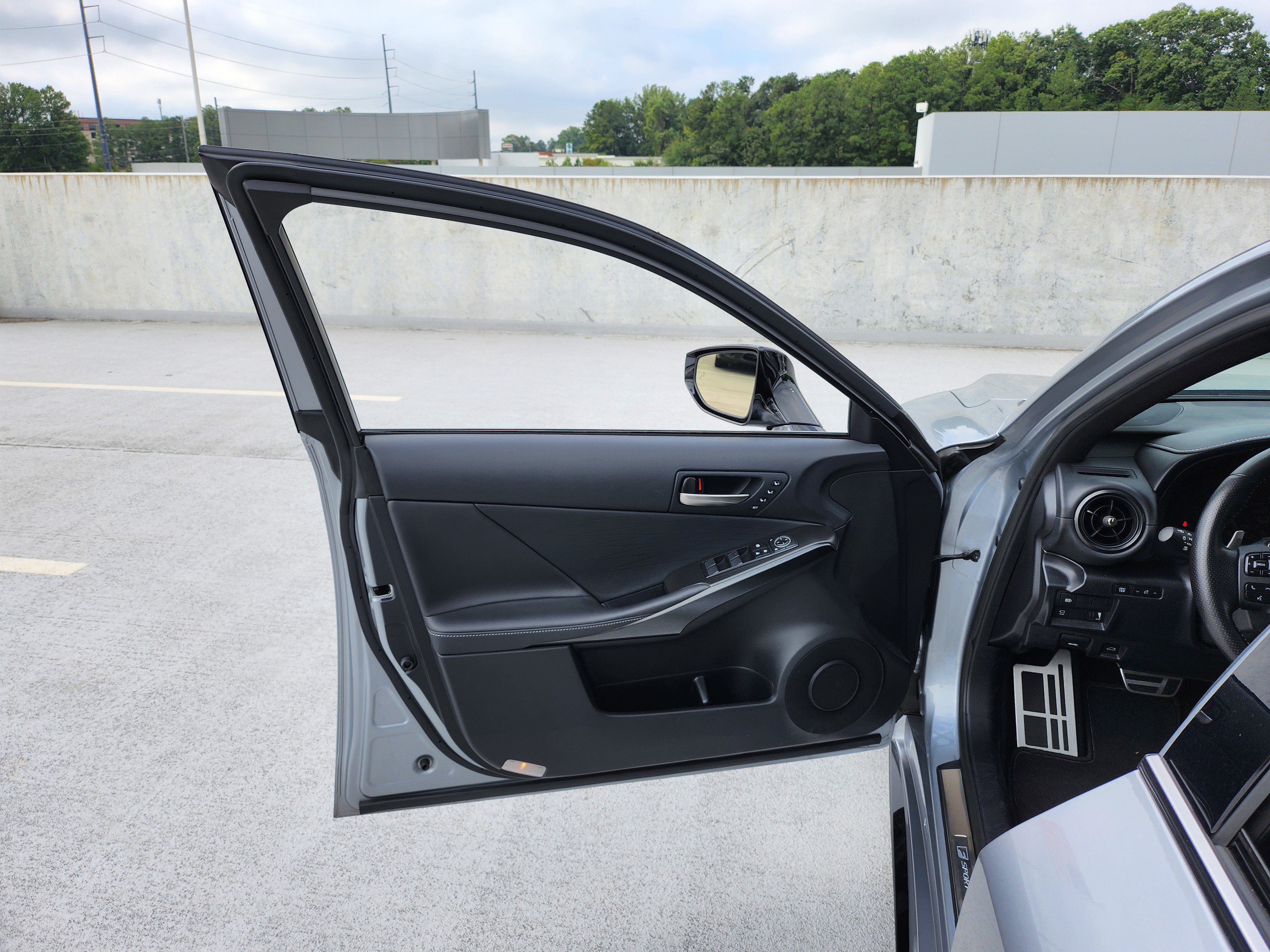 Used 2024 Lexus IS 350 F Sport w/ Navigation Package RWD image 11