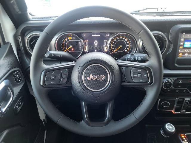 Used 2023 Jeep Wrangler Unlimited Sport image 16