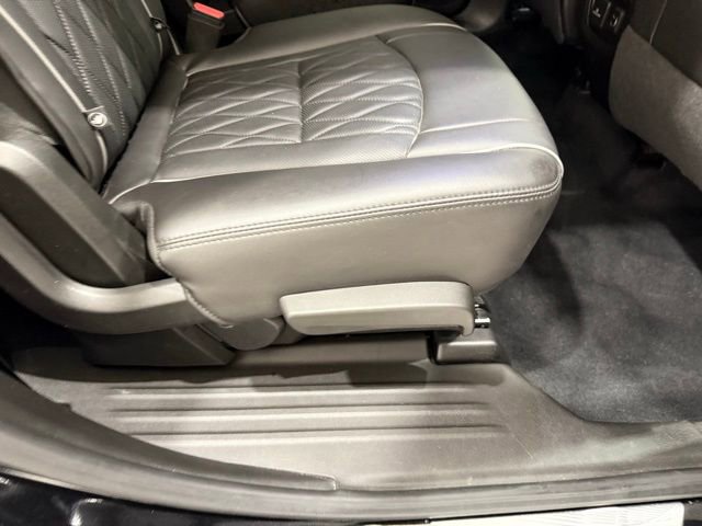 Used 2023 Buick Enclave Avenir w/ Avenir Technology Package image 25