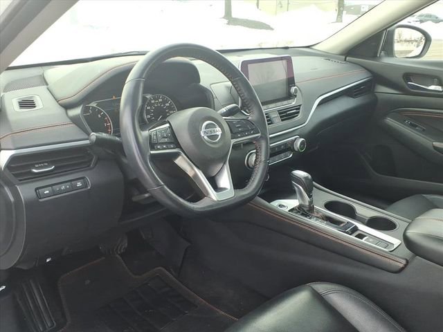 Used 2019 Nissan Altima 2.5 SR w/ SR Premium Package image 7