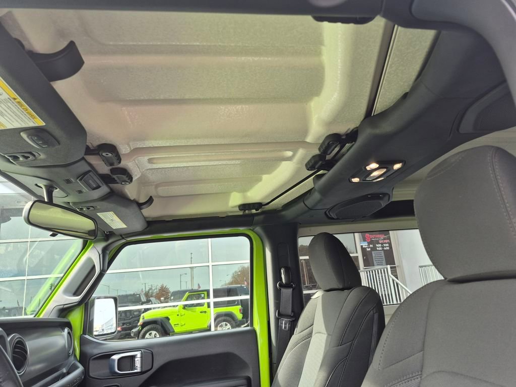 Used 2021 Jeep Wrangler Sport image 13