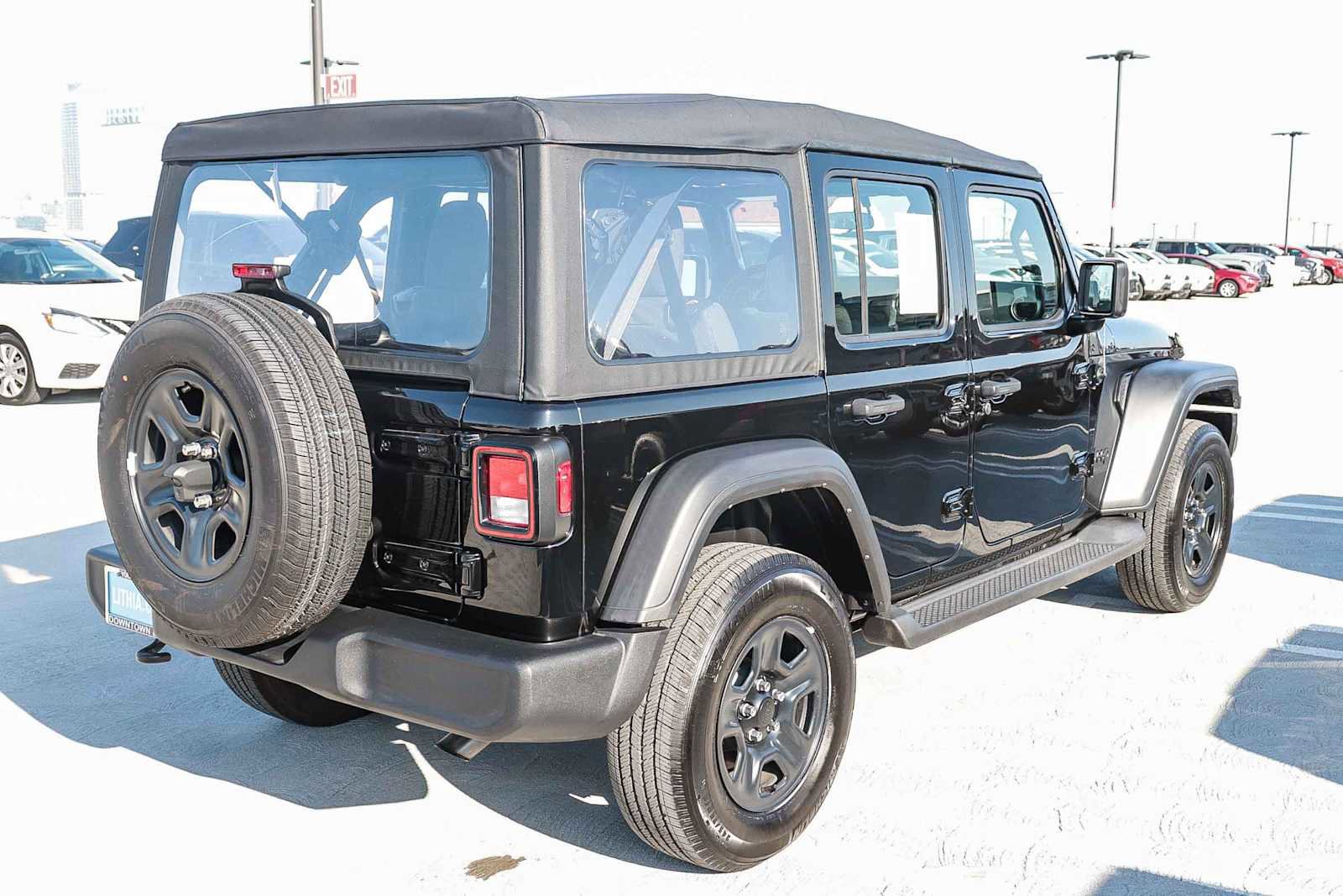 Used 2022 Jeep Wrangler Unlimited Sport image 6