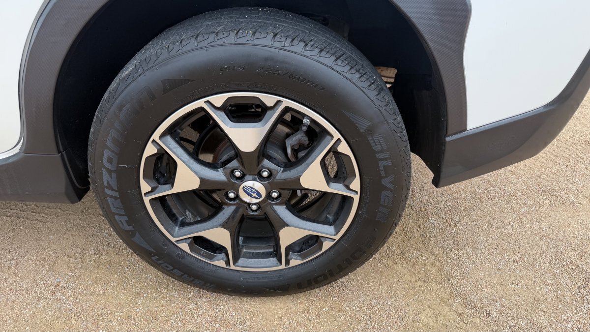 Used 2018 Subaru Crosstrek 2.0i Premium w/ Eyesight System image 9