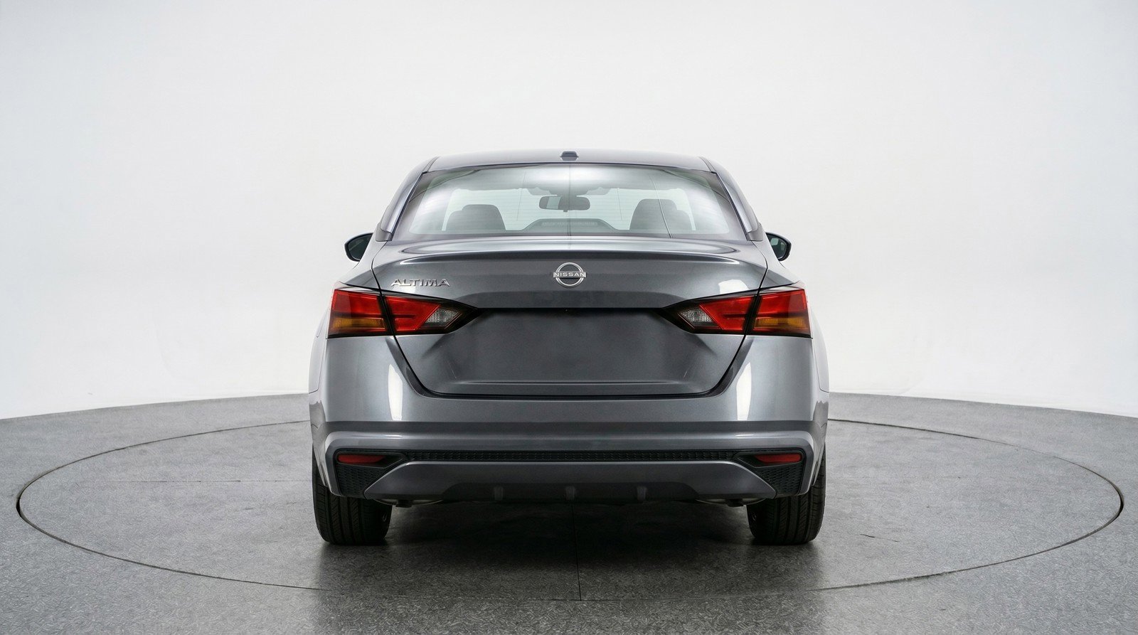 Used 2025 Nissan Altima 2.5 SV FWD image 7