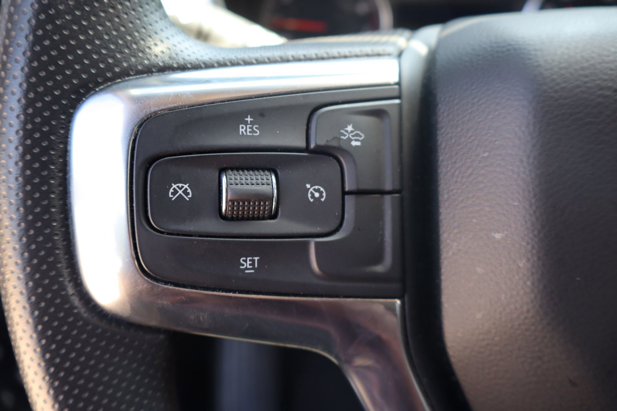Used 2024 Chevrolet Blazer LT w/ Convenience Package FWD image 15