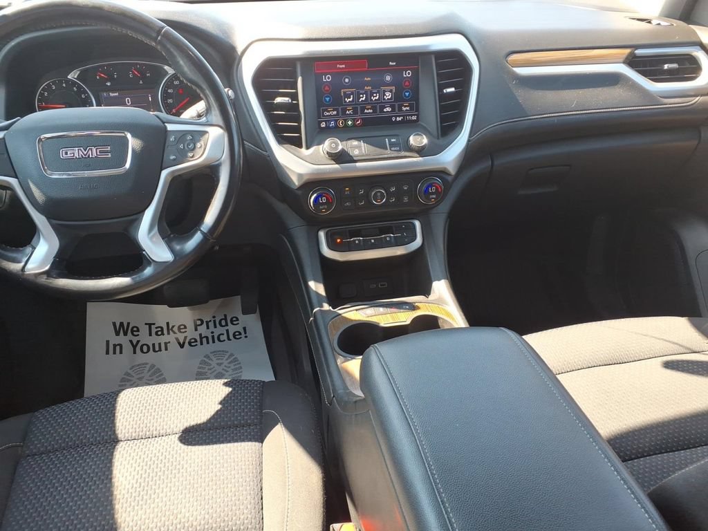 Used 2020 GMC Acadia SLE w/ Driver Convenience Package FWD image 11
