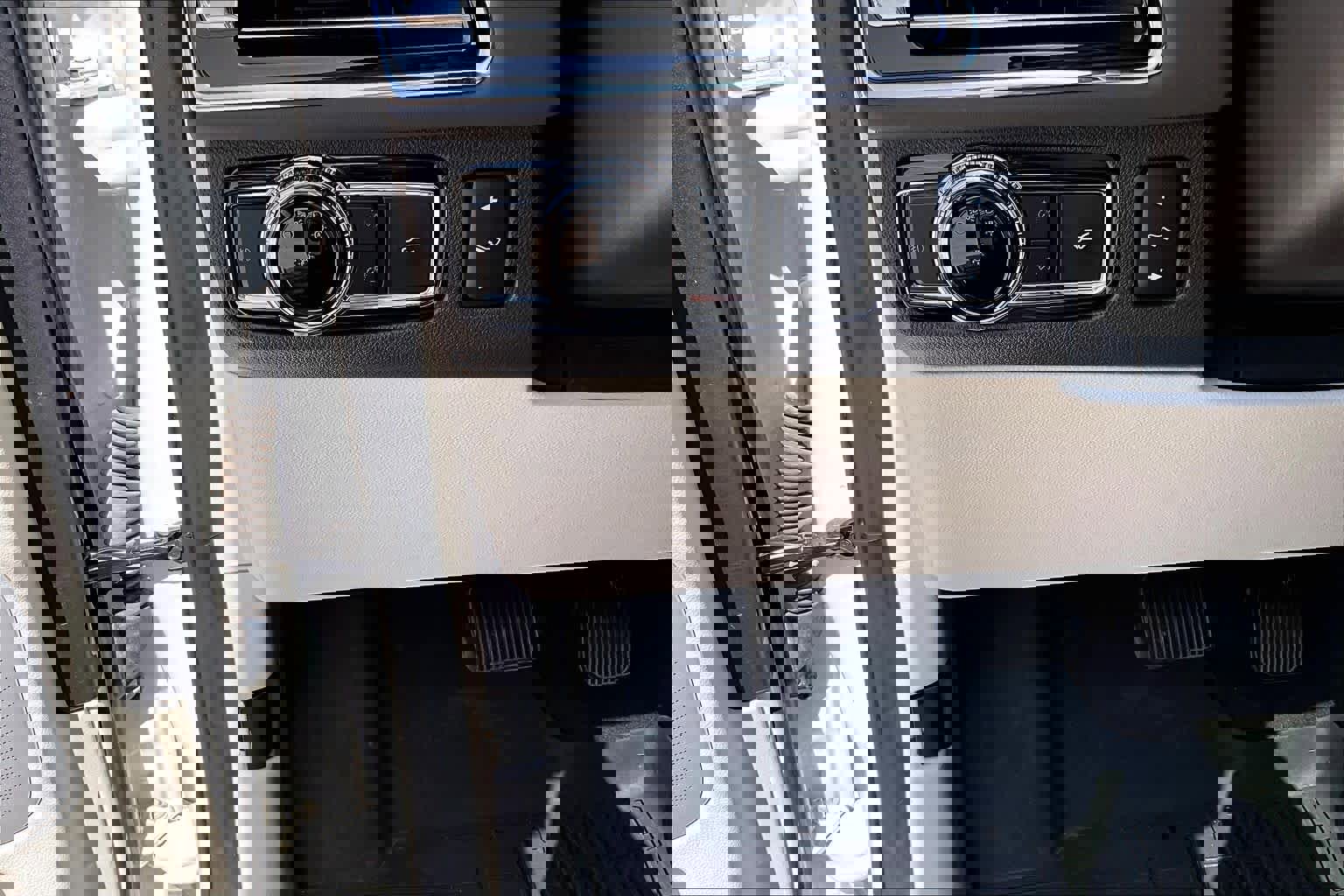 Used 2020 Lincoln Navigator Black Label AWD/4WD image 34