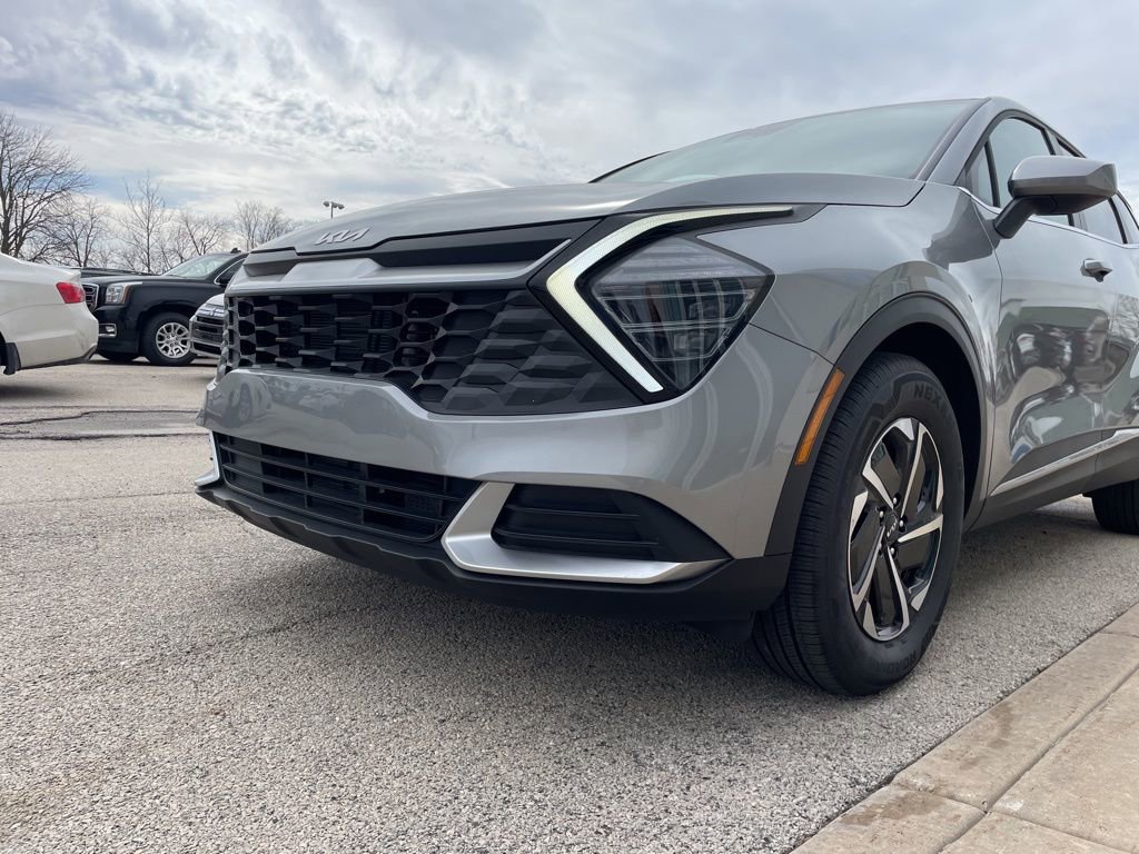 Used 2024 Kia Sportage LX FWD image 14